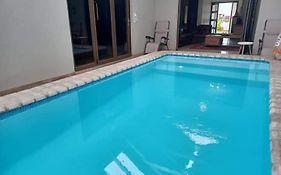 Carlo'S Boutique Guesthouse